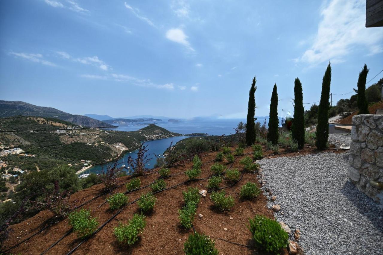 Blooms Of Sivota Bay - Luxury Villas With Private Heated Pool エクステリア 写真
